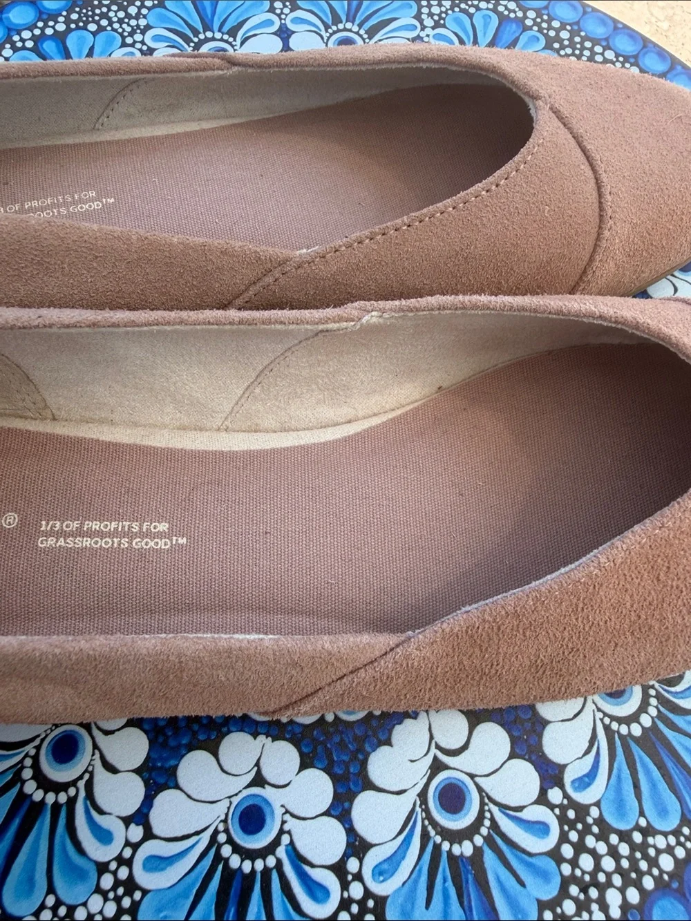 Toms Women's Suede Pointed Flats in Blush Tan